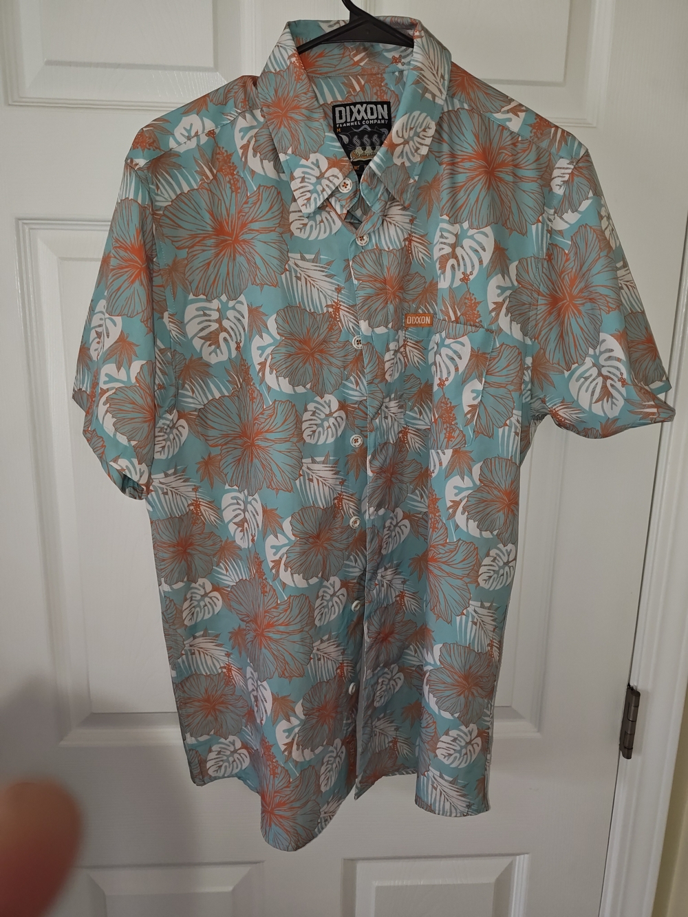 Dixxon “The Indo” Party Shirt in men’s size Medium. Excellent condition.